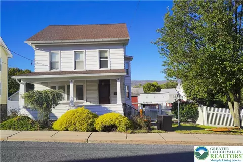 3431 Main St, Slatington, PA 18080