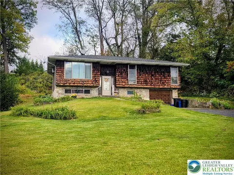 205 Lehigh St, Catasauqua, PA 18032