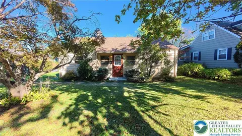 403 S 24th St, Allentown, PA 18104