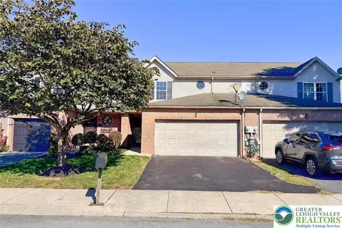 1390 Hawthorn Dr, Forks Twp, PA 18040