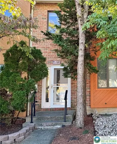 195 Shiloh Ct, Fullerton, PA 18052