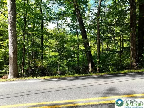 Molasses Road, Washington Twp, PA 18013