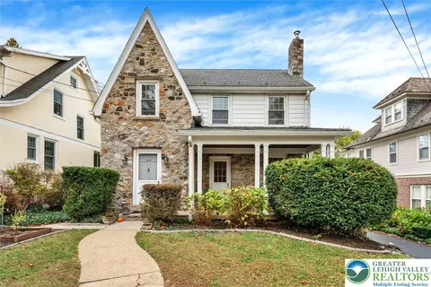 833 Brodhead St, Easton, PA 18042