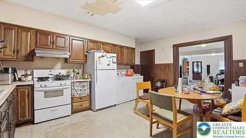 705 E 6th St, Bethlehem, PA 18015 photo 12