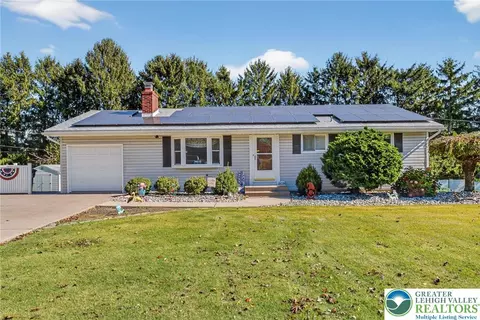 3541 Lumar St, Orefield, PA 18069
