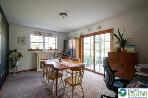 Dining - 160 Grassy Rd, Kresgeville, PA 18333 photo 1 of 3