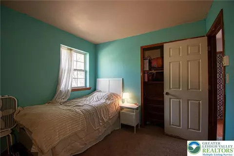 Bedroom - 160 Grassy Rd, Kresgeville, PA 18333 photo 6 of 10