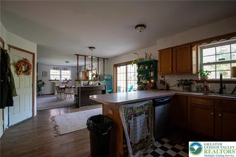 Kitchen - 160 Grassy Rd, Kresgeville, PA 18333 photo 2 of 2