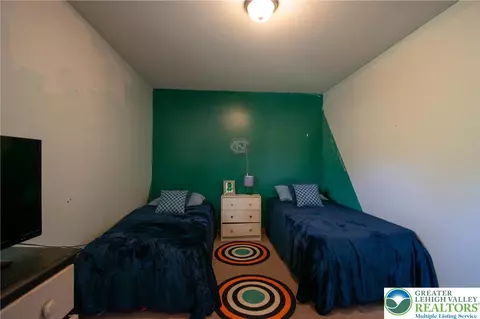 Bedroom - 160 Grassy Rd, Kresgeville, PA 18333 photo 5 of 10