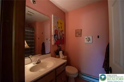 Bath - 160 Grassy Rd, Kresgeville, PA 18333 photo 4 of 4