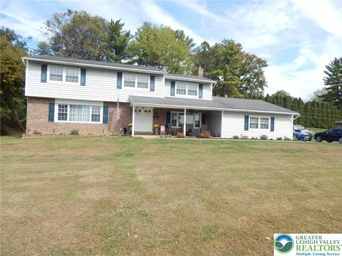 2035 Elbow Ln, Allentown, PA 18103