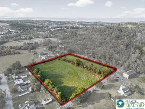 Spring Garden Drive, Berks, PA 19505