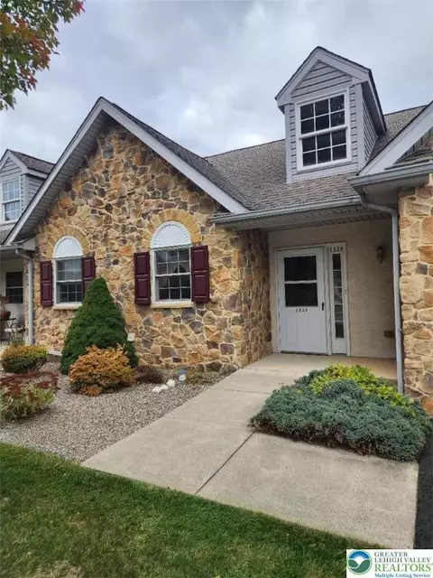 1325 Silo Dr, Forks Twp, PA 18040