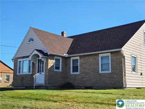 5160 Grant Ave, Cementon, PA 18052