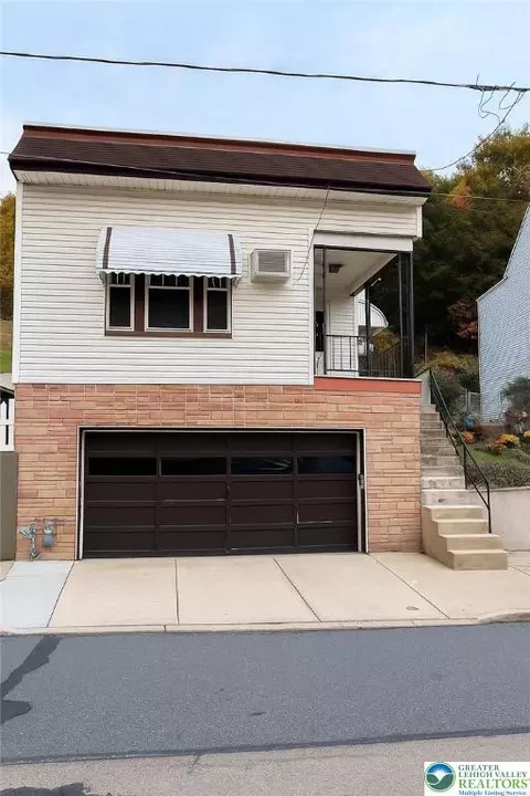 820 Water St, Pottsville, PA 17901