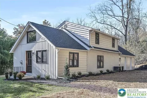 1452 Weyhill Dr, Center Valley, PA 18034