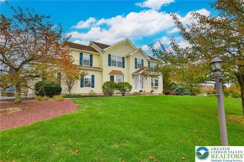 132 Belfast Rd, Wind Gap, PA 18091