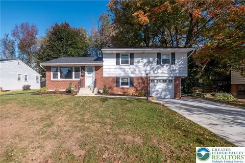 Exterior - 1918 Pinehurst Rd, Bethlehem, PA 18018 photo 2 of 5