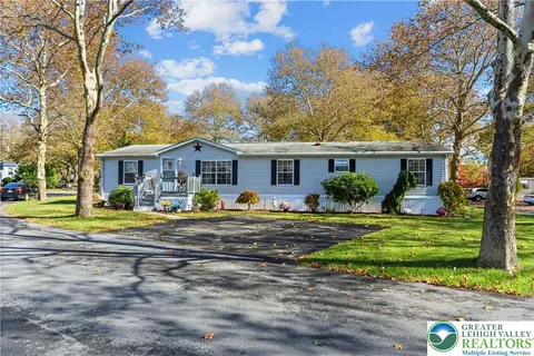 8 Cedar Ct, Bath, PA 18014 photo 32