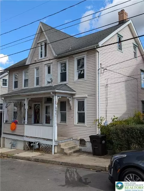 439 New St, Freemansburg, PA 18017
