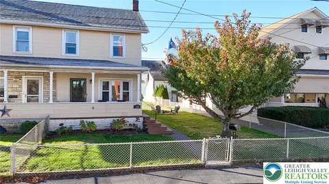 118 E Grant St, Mcadoo, PA 18237