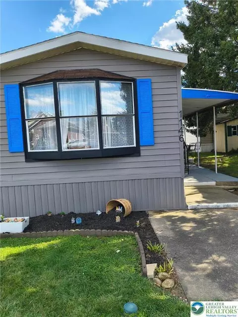 1146 E Livingston, Allentown, PA 18109