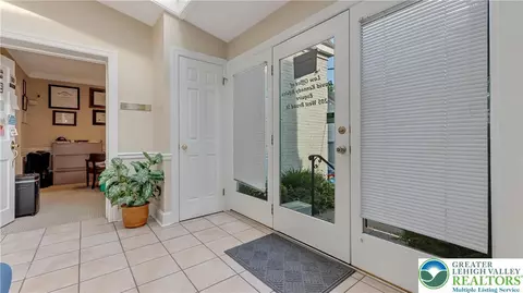 Entry Way - 205 W Broad St, Bethlehem, PA 18018 photo 6 of 7