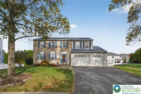 3905 Evergreen Dr, Bethlehem, PA 18020