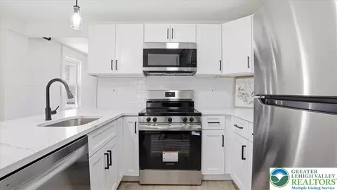 Kitchen - 322 E Garrison St, Bethlehem, PA 18018 photo 3 of 3