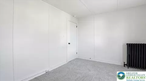 Bedroom - 322 E Garrison St, Bethlehem, PA 18018 photo 5 of 6