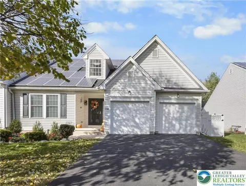 1264 Lindenwood Ln, Forks Twp, PA 18040