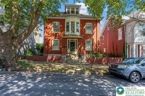 313 E Broad St, Bethlehem, PA 18018