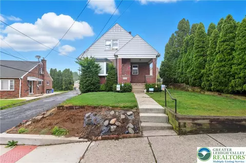 517 Lechauwecki Ave, Fountain Hill, PA 18015