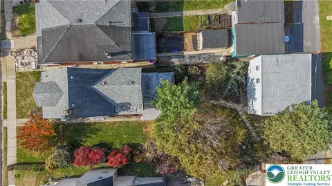 1130 Spring St, Bethlehem, PA 18018 photo 6