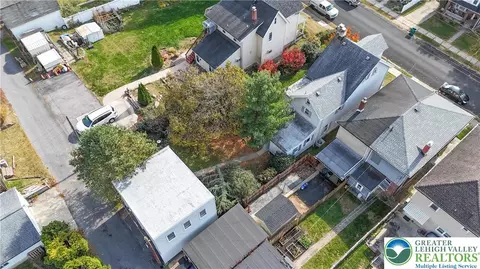 1130 Spring St, Bethlehem, PA 18018 photo 5