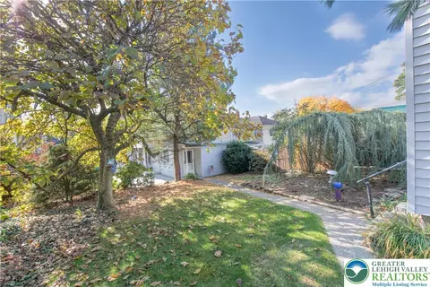 1130 Spring St, Bethlehem, PA 18018 photo 13