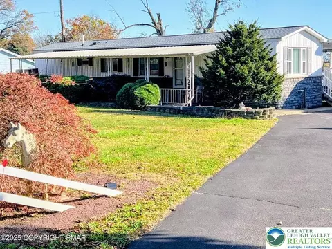 3211 W Dannersville Rd, Northampton, PA 18067
