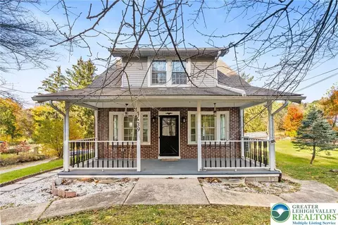 1439 Seidersville Rd, Bethlehem, PA 18015