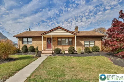5168 Grant Ave, Cementon, PA 18052