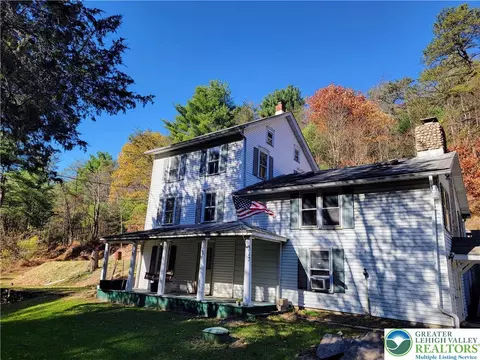 313 E Fireline Rd, Parryville Boro, PA 18244
