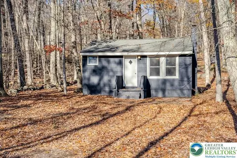 311 Nipper Rd, East Stroudsburg, PA 18302