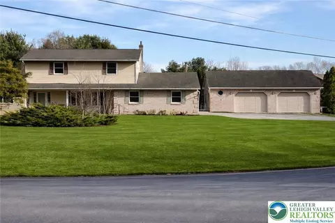 6594 Memorial Rd, Germansville, PA 18053