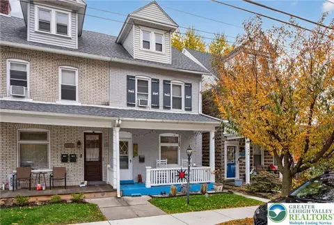 1054 Jeter Ave, Fountain Hill, PA 18015