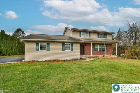 4381 Seemsville Rd, Northampton, PA 18067