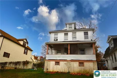 68 Graham Ave, Hanover Twp, PA 18706