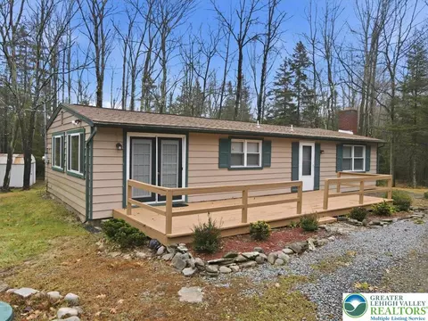 156 Wagner Way, Pocono Lake, PA 18347