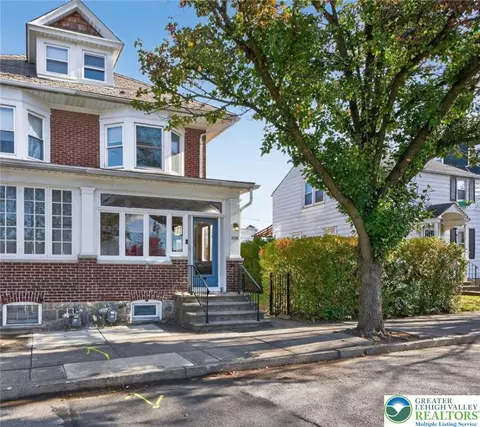 1036 Maple St, Bethlehem, PA 18018