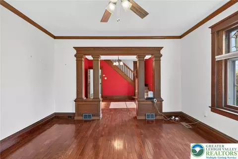 1036 Maple St, Bethlehem, PA 18018 photo 7