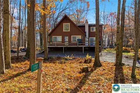 130 Beech Ln, Pocono Lake, PA 18347