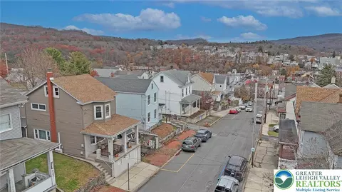 107 Clay St, Tamaqua, PA 18252